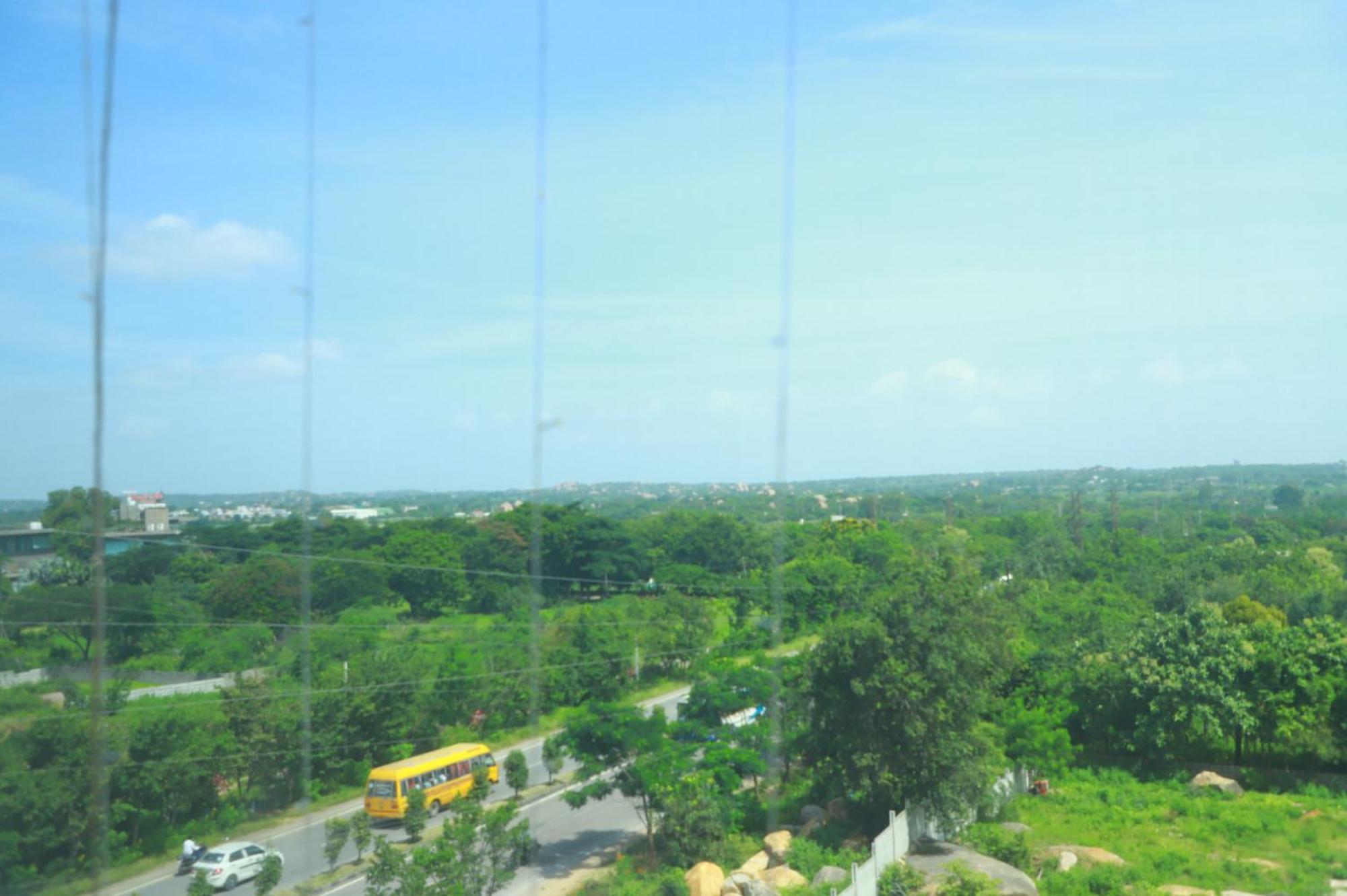 Sri Raghavendra Grand Hotel Turkapally Exterior photo